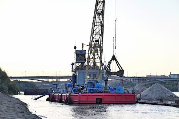 crane barge